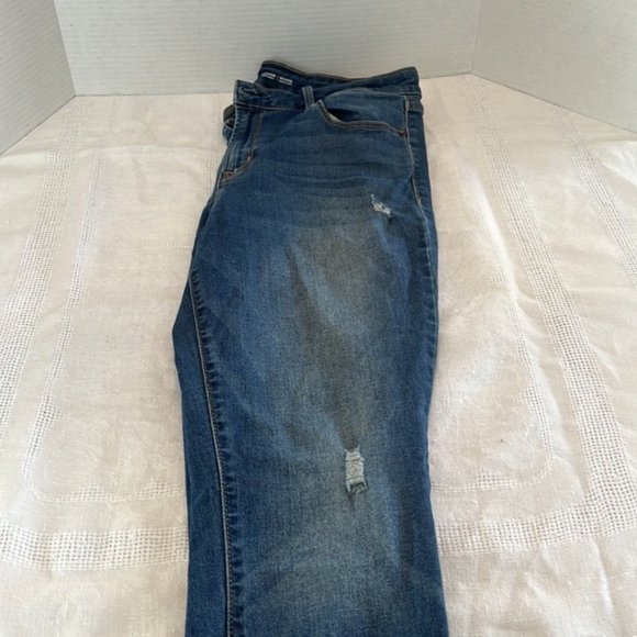 Old Navy Rock Star Super Skinny Jeans Medium Wash Distressed Look 27” i… - Picture 3 of 8